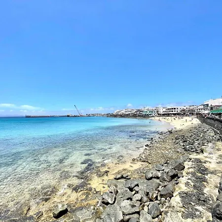 Apartamento De Un Dormitorio Con Vistas Al Mar, Acceso Directo En La Playa Puerto Del Carmen