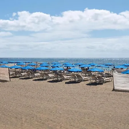 Apartamento De Un Dormitorio Con Vistas Al Mar, Acceso Directo En La Playa Puerto Del Carmen
